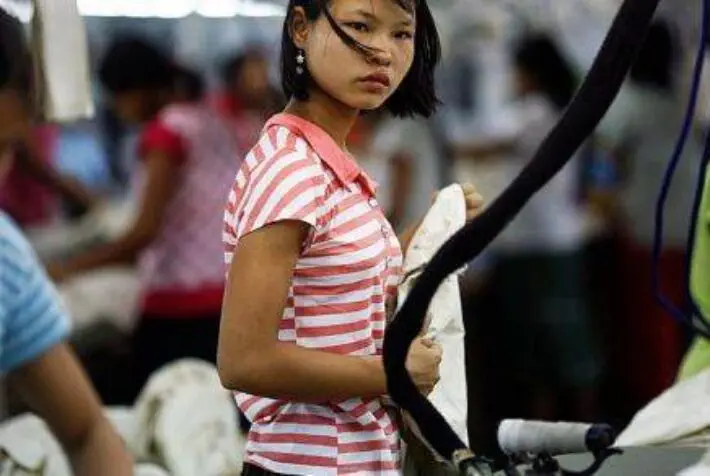9101-MYANMAR-LABOUR--565x292-c