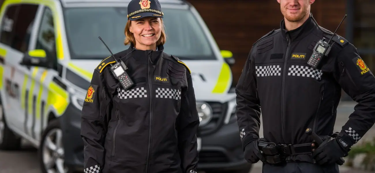 Politiets-nye-jakker-1-Fotograf-B.T.-Stokke